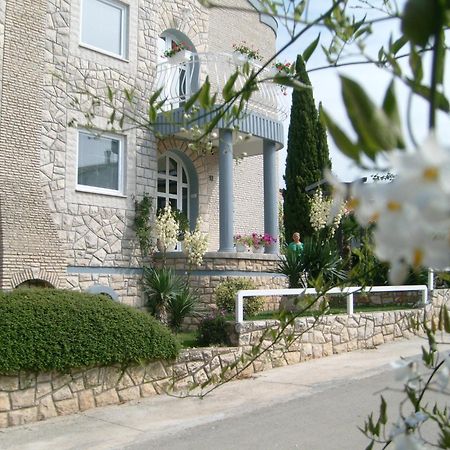 Apartments Ana - Rovinj Bagian luar foto