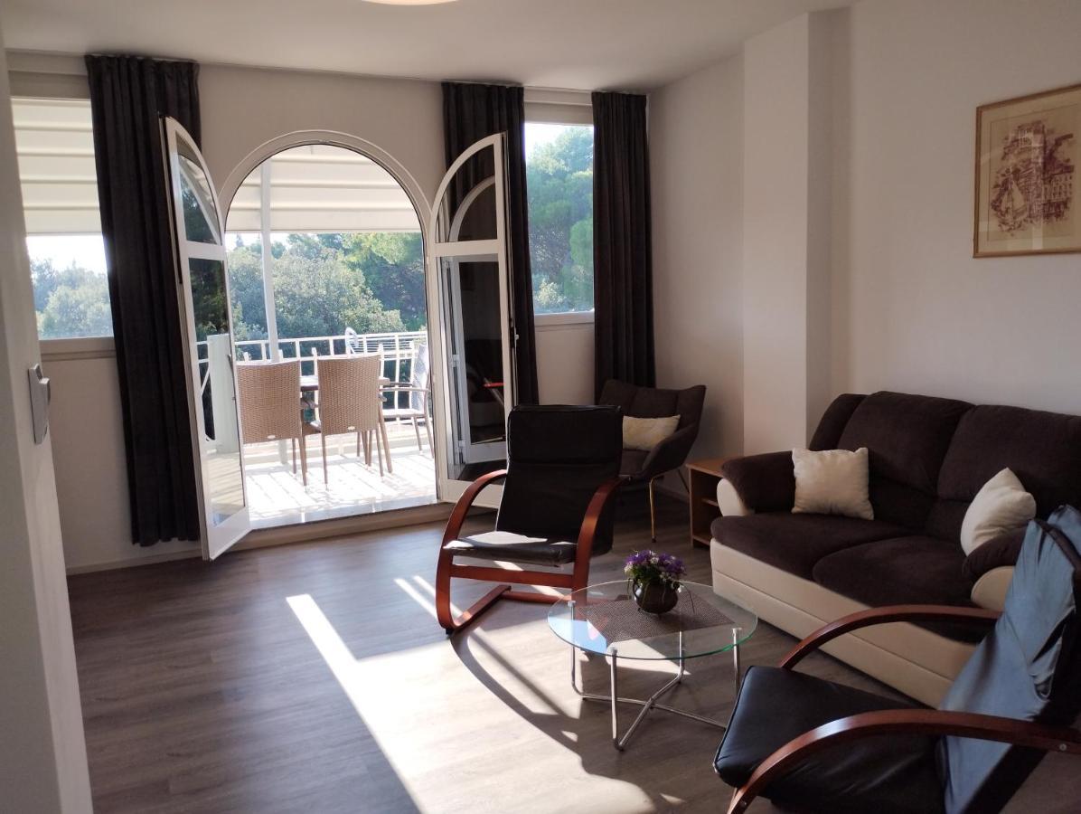 Apartments Ana - Rovinj Bagian luar foto