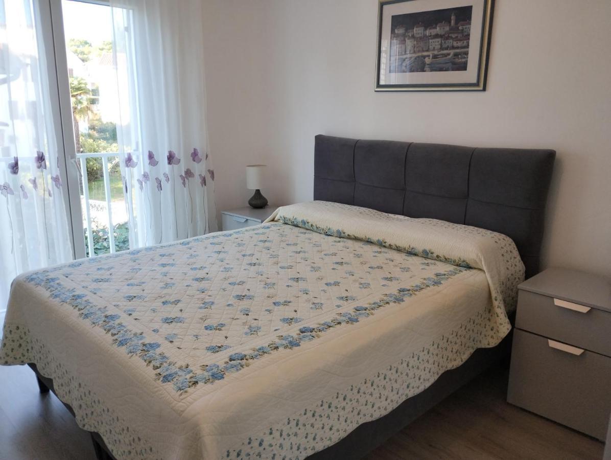 Apartments Ana - Rovinj Bagian luar foto