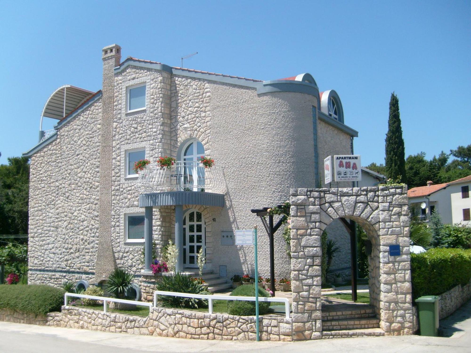 Apartments Ana - Rovinj Bagian luar foto