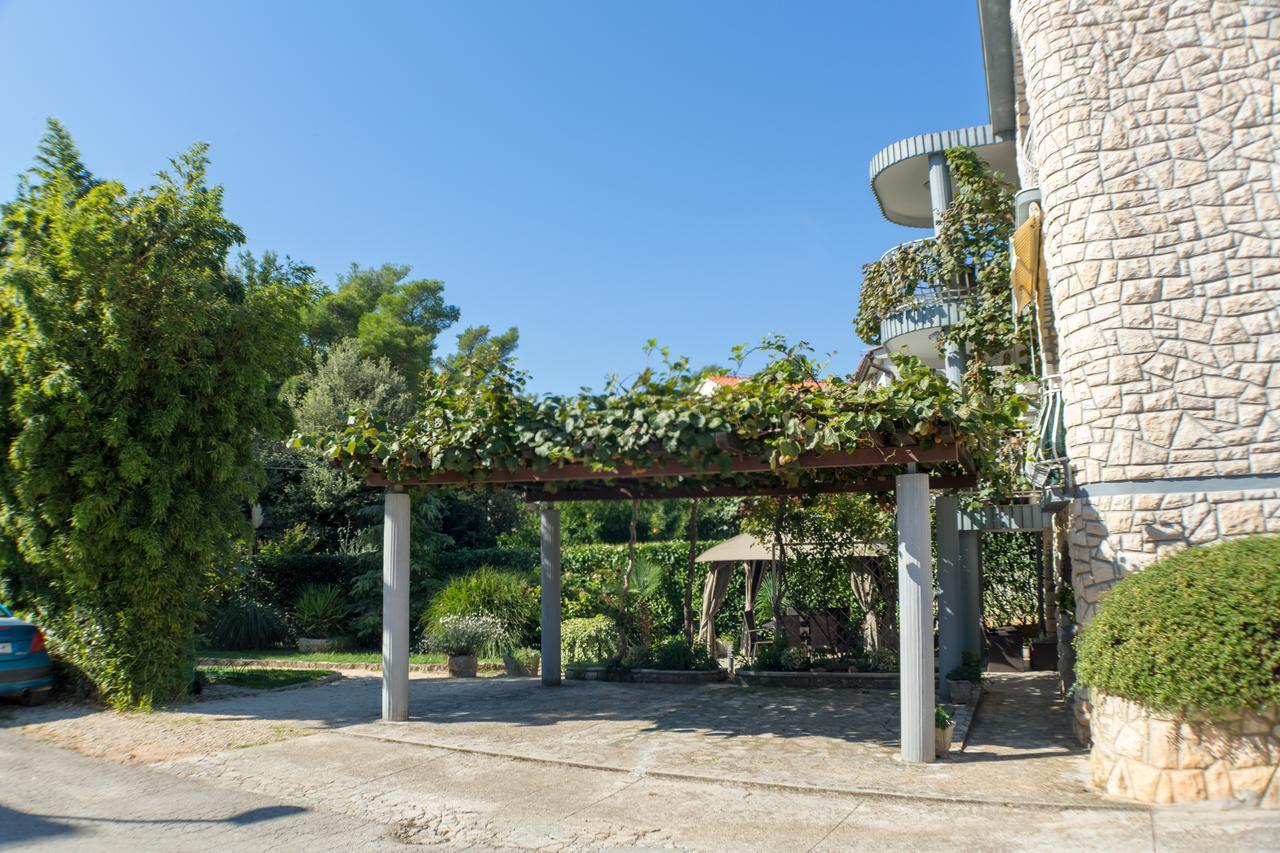 Apartments Ana - Rovinj Bagian luar foto