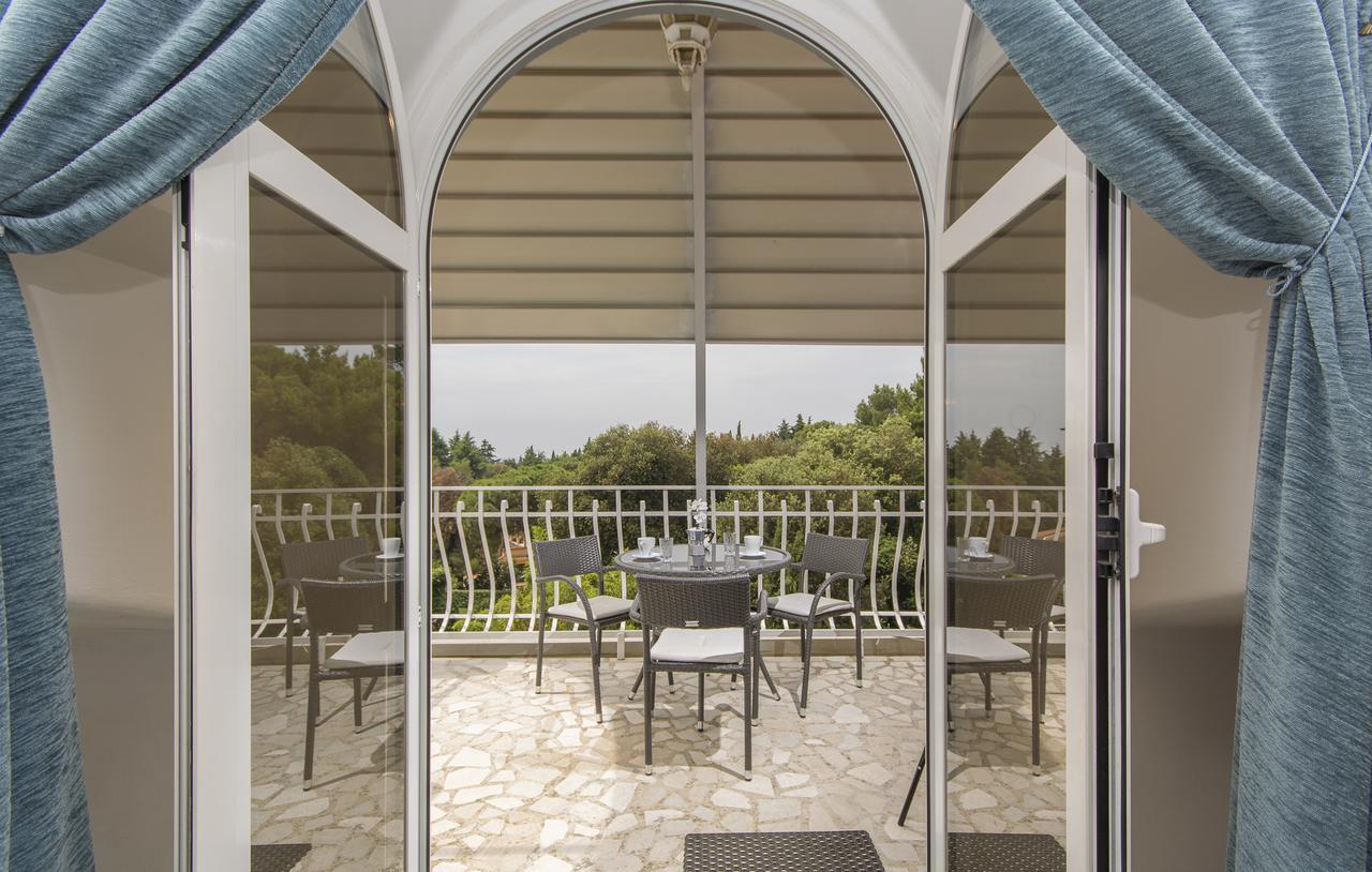 Apartments Ana - Rovinj Bagian luar foto