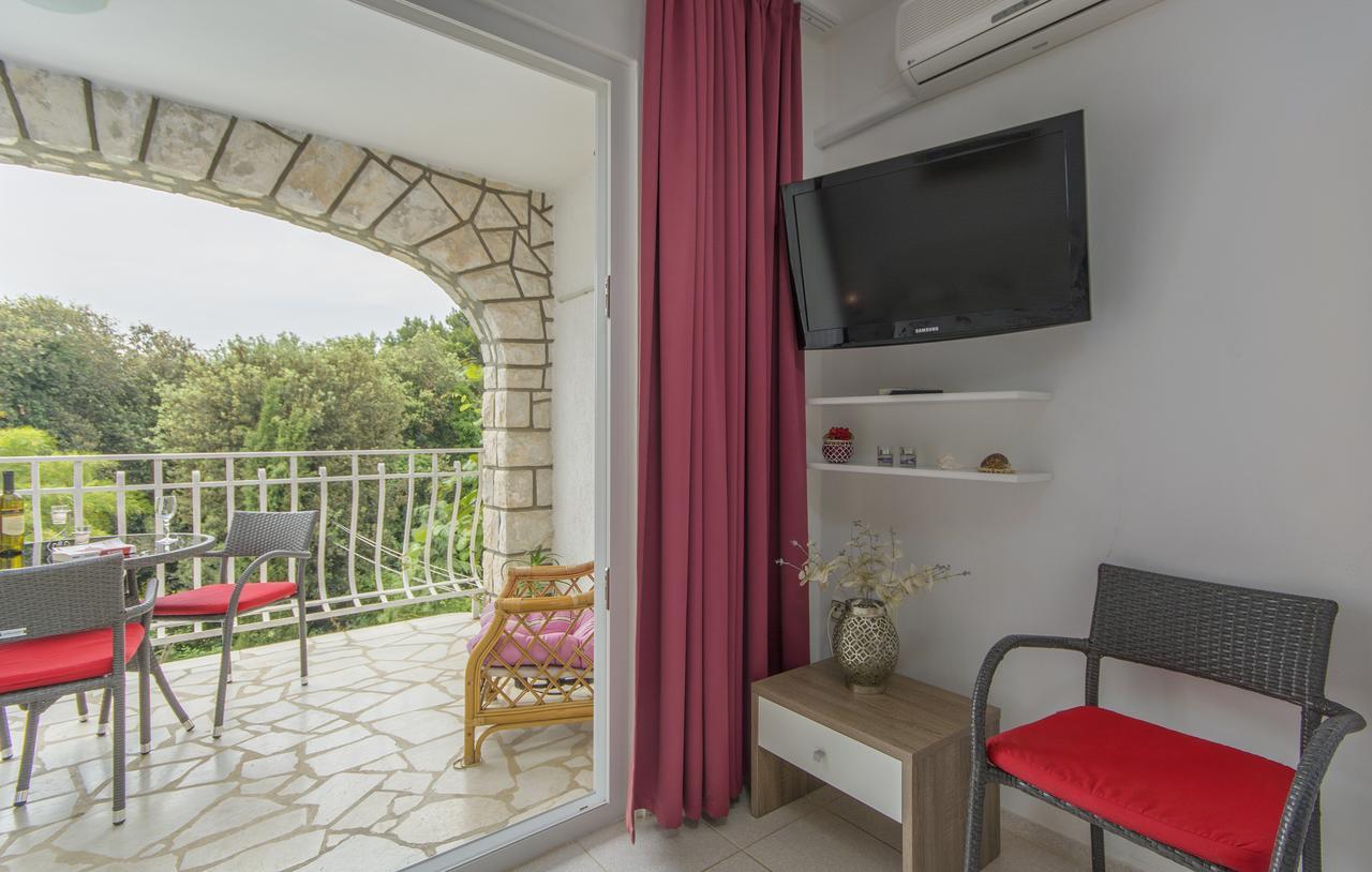 Apartments Ana - Rovinj Bagian luar foto